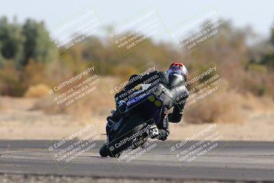 media/Dec-18-2022-SoCal Trackdays (Sun) [[8099a50955]]/Turn 7 Backside (1125am)/